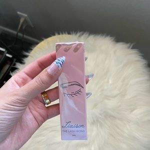 Liaison lash serum
